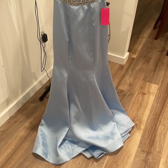 formal prom dress maxi length - Picture 3 of 6